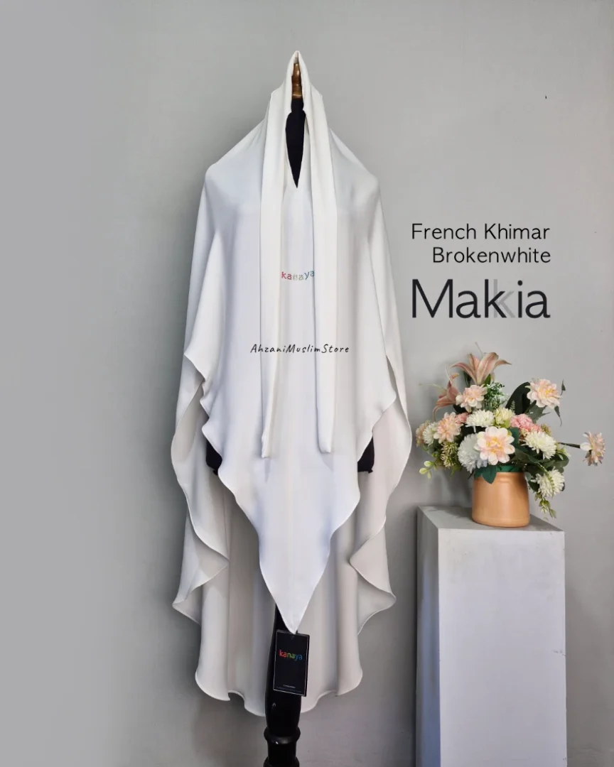 makkia brokenwhite